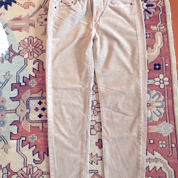 NWOT 2/$40!Gap Sexy Boyfriend Corduroys - Picture 3 of 3